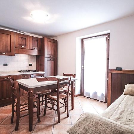 Residence Aquila - Bilo Punta Goa Brusson Bagian luar foto