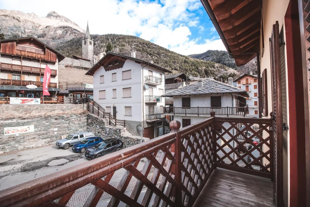 Residence Aquila - Bilo Punta Goa Brusson Bagian luar foto